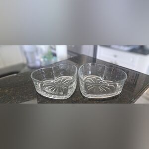Heart-Shaped Glass Bowls Set